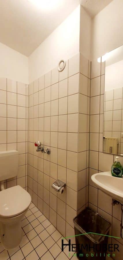 Zentral gelegene & ruhige 4 Zimmerwohnung in Bogenhausen - Zusätzliche Toilette