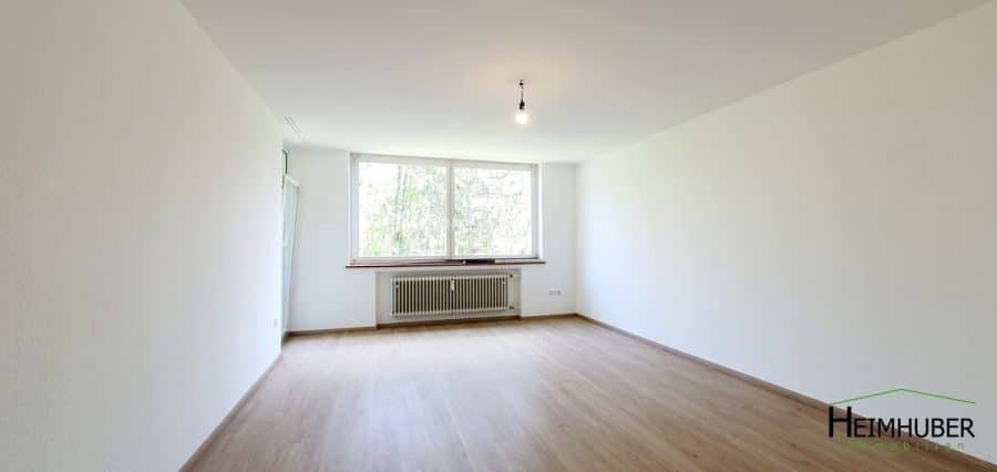 Ruhig gelegene 2 Zimmer-Wohnung mit Blick auf die Würm, 81241 München, Etagenwohnung
