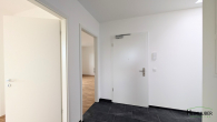 Flur - So gut wie ein Neubau – Erstbezug nach Komplettsanierung – 3 Zimmer & 2 Terrassen