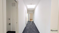 Flur - So gut wie ein Neubau – Erstbezug nach Komplettsanierung – 3 Zimmer & 2 Terrassen