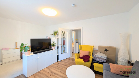 Top renovierte 1,5-Zimmer Wohnung in Karlsfeld mit Balkon, 85757 Karlsfeld, Etagenwohnung