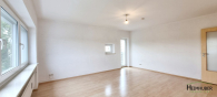 Wohnzimmer III - Attraktiver Preis! Hier können Sie sofort einziehen! Sonnige 3 Zimmerwohnung mit Loggia & Lift!